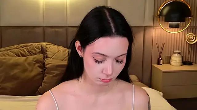 Goldy_Stark from StripChat