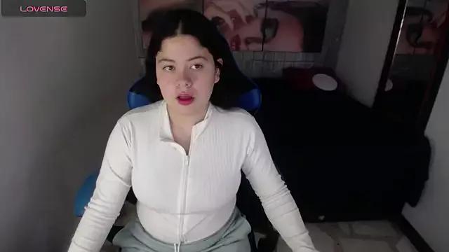Greiccy_20 from StripChat