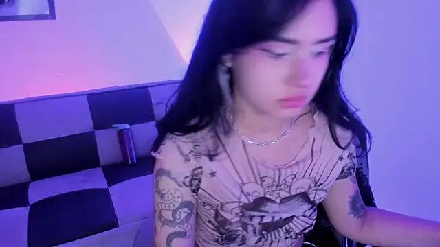 GwenHazel from StripChat is Freechat