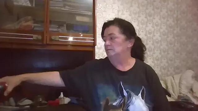 GypsiQueen2 from StripChat