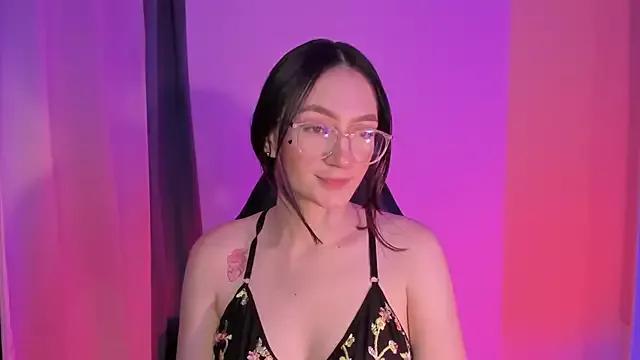 Try girls webcam shows. Sweet cute Free Performers.