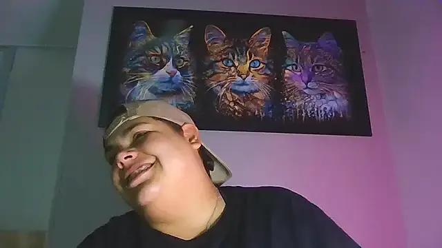 Hailey_Curvy from StripChat is Freechat