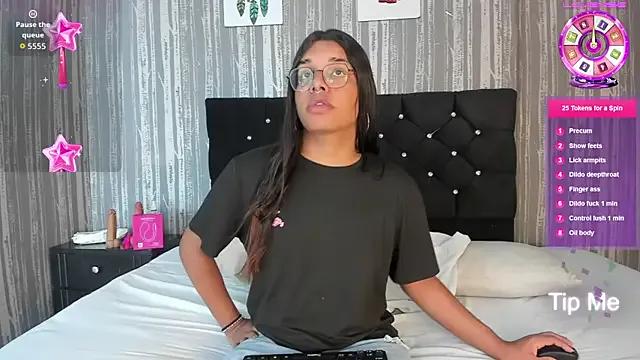 Try girls webcam shows. Sweet cute Free Performers.