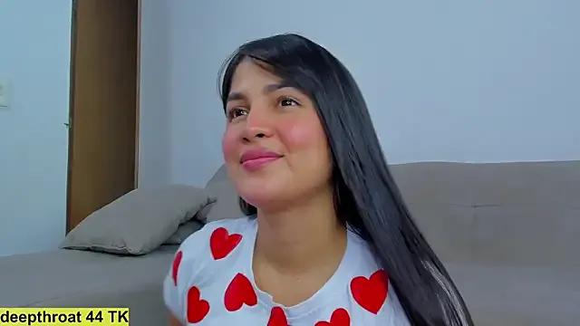 hanathompson___0 from StripChat is Freechat