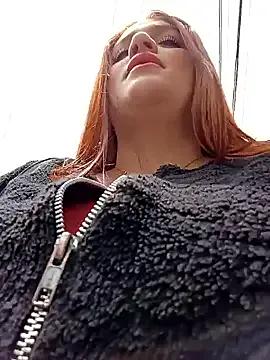 Hanna--a from StripChat is Freechat