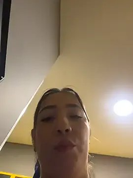 Hannahpradaa_ from StripChat is Freechat