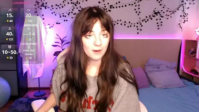 Hanny_Miles from StripChat