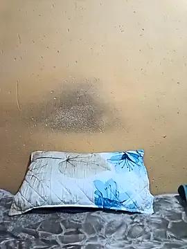 HappygalTheQueen from StripChat is Freechat