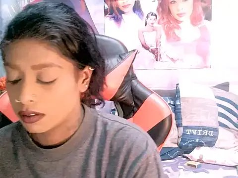 Try girls webcam shows. Sweet cute Free Performers.