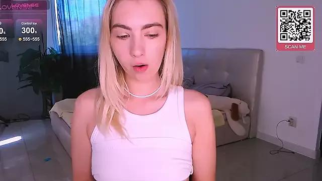 Try girls webcam shows. Sweet cute Free Performers.