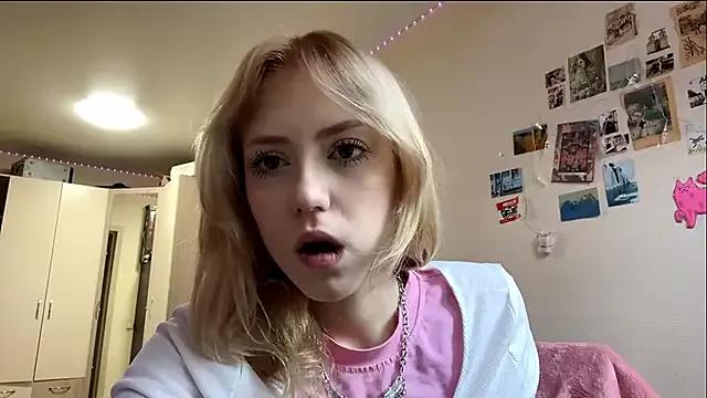 Try girls webcam shows. Sweet cute Free Performers.