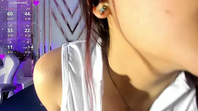 Freechat helenn_diaz on StripChat