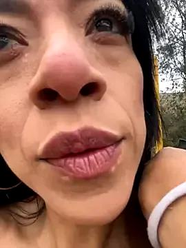 Hellen_Milffit from StripChat is Freechat