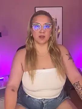 Try girls webcam shows. Sweet cute Free Performers.