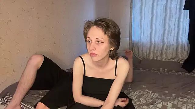 HoneyMarin from StripChat is Freechat