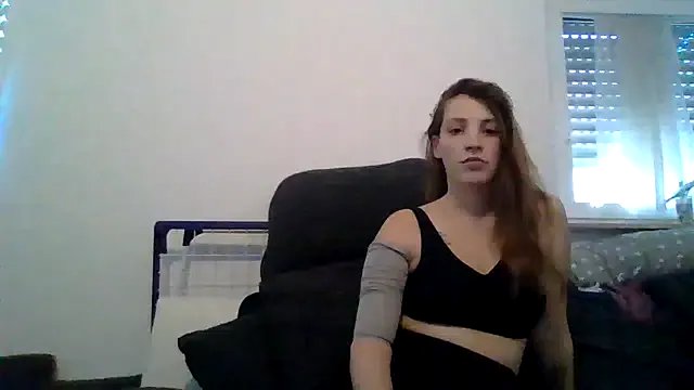 Freechat hope23lexi on StripChat