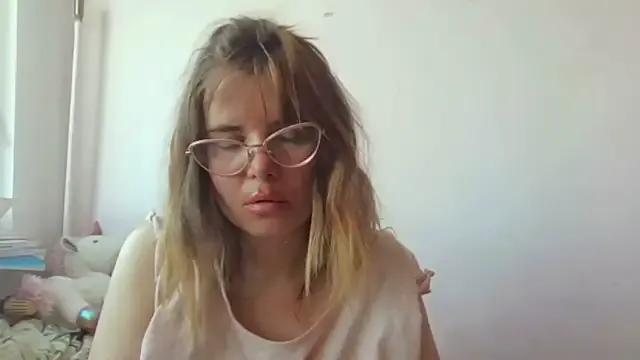 Try girls webcam shows. Sweet cute Free Performers.