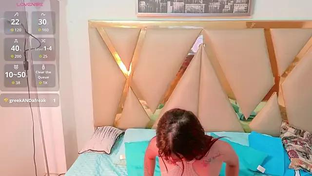 hot-littlechill from StripChat is Freechat