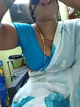 hot-telugu-queen from StripChat is Freechat