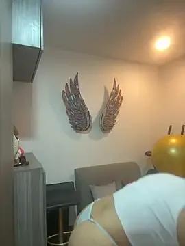 Try girls webcam shows. Sweet cute Free Performers.