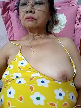 Hotestlove from StripChat