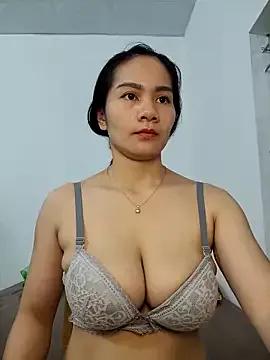 Hotgirl_2zz from StripChat is Freechat