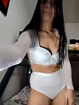 hotqueen02 from StripChat is Freechat