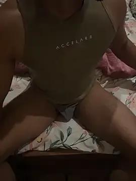 HotStrangerLive from StripChat is Freechat