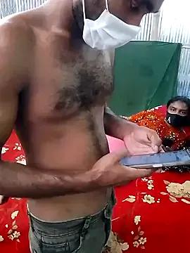 Husband25_wife18 from StripChat is Freechat