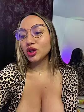 Try girls webcam shows. Sweet cute Free Performers.