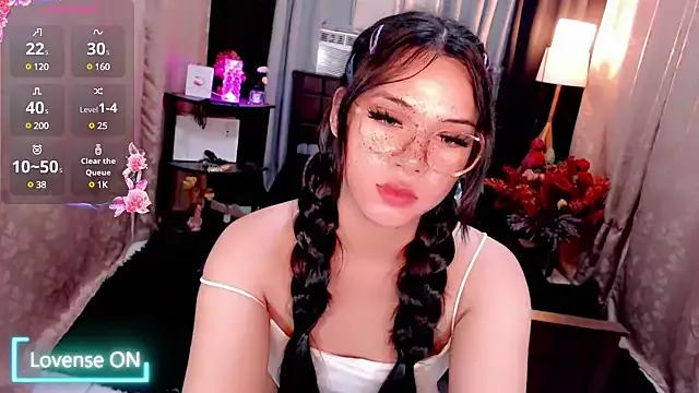 Try girls webcam shows. Sweet cute Free Performers.