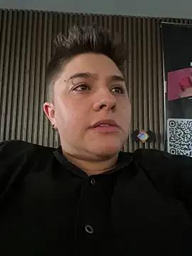 IanGilbert from StripChat is Freechat