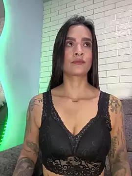 Im_Fernanda from StripChat is Freechat