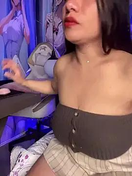 Try girls webcam shows. Sweet cute Free Performers.