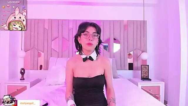 Try girls webcam shows. Sweet cute Free Performers.