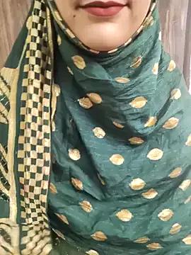 Indian-Aleena from StripChat is Freechat