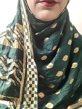 Indian-Aleena from StripChat is Freechat