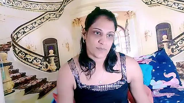 IndianSexcSmyle from StripChat