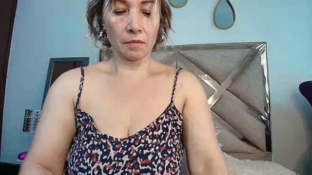 Freechat Ingridbergman on StripChat