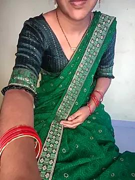 Innocent-pilla from StripChat is Freechat