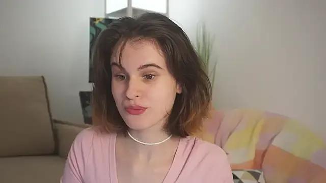 Iris_pure from StripChat is Freechat
