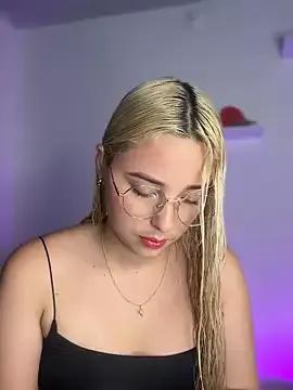 Try girls webcam shows. Sweet cute Free Performers.