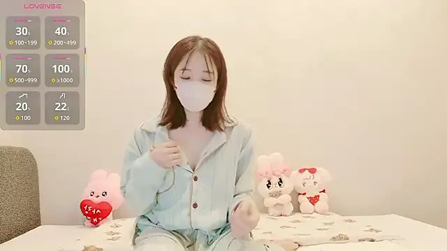 Group IROHA_0168 on StripChat