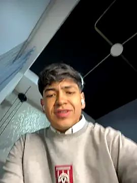 IsaacToyBoy from StripChat is Freechat