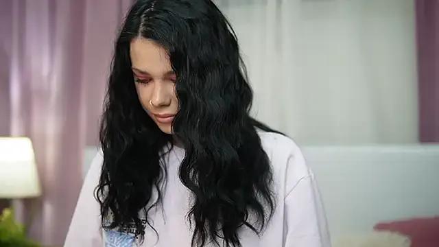 IsabelAmber from StripChat is Freechat