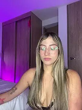 Try girls webcam shows. Sweet cute Free Performers.