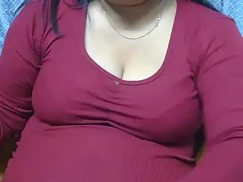 Its-ishikaa from StripChat