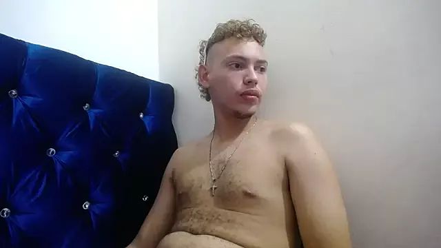 james_millers15 from StripChat is Freechat