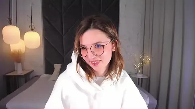 Try girls webcam shows. Sweet cute Free Performers.