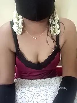 jasminetaml from StripChat is Freechat